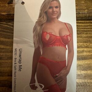 NWT Exposed By Magic Silk Unwrap Me Bra Size Large